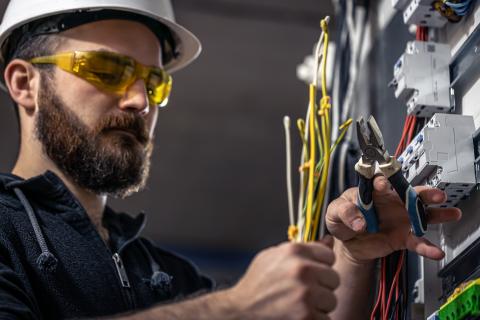 Electrician-switchboard-cable